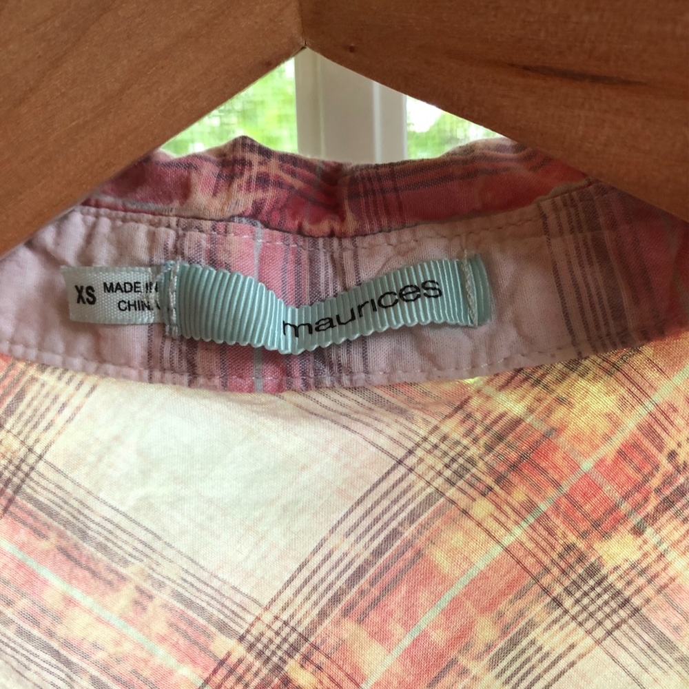 Pink plaid button down - Picture 3 of 3